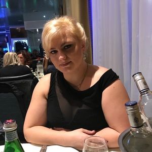Meet your Posher, Valeria